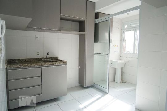 Cozinha de apartamento à venda com 3 quartos, 70m² em Teresópolis, Porto Alegre