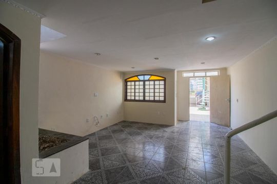 Sala de casa à venda com 3 quartos, 151m² em Vila Alvinopolis, São Bernardo do Campo