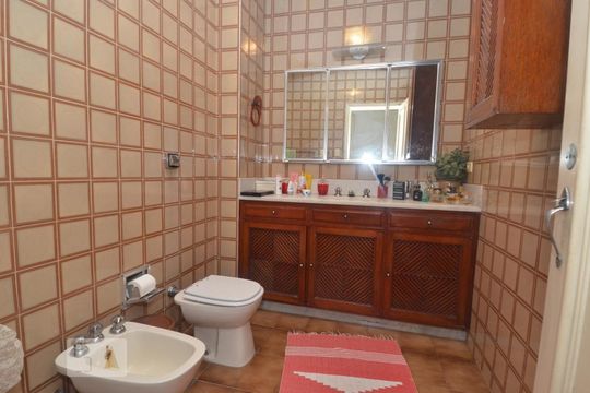 Banheiro  de apartamento à venda com 4 quartos, 235m² em Copacabana, Rio de Janeiro