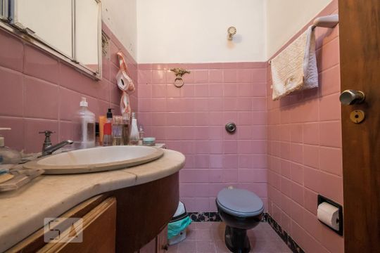 Banheiro de casa à venda com 2 quartos, 157m² em Chácara Santo Antônio (zona Sul), São Paulo