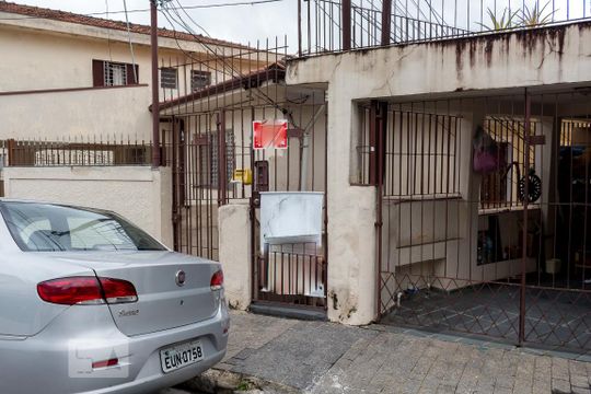 Fachada de casa para alugar com 1 quarto, 60m² em Vila Constança, São Paulo