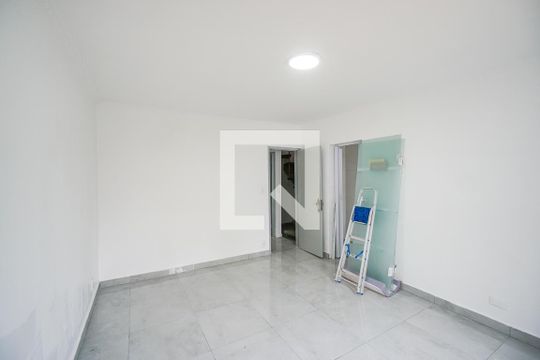 Suíte 02 de casa para alugar com 2 quartos, 100m² em Vila Gomes Cardim, São Paulo