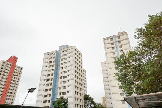 Fachada de apartamento para alugar com 2 quartos, 57m² em Brás, São Paulo