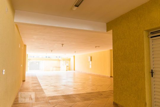 Garagem de apartamento para alugar com 2 quartos, 98m² em Santa Teresinha, Santo André