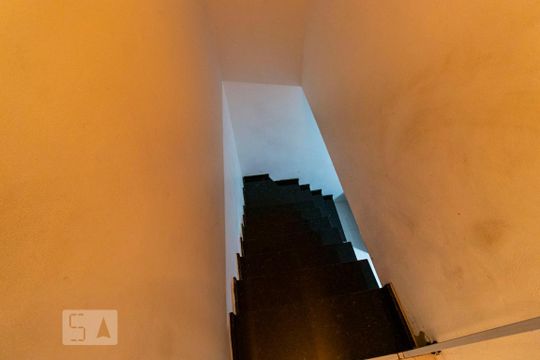 2o. Andar - Escadas de casa à venda com 2 quartos, 95m² em Ipiranga, São Paulo