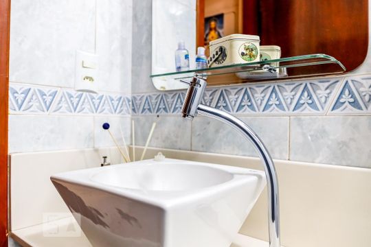 Lavabo de casa à venda com 4 quartos, 106m² em Vila Leonor, São Paulo
