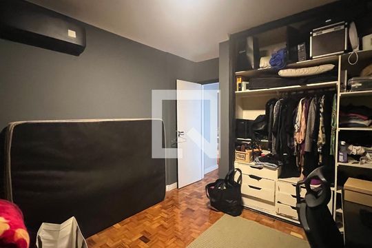 Quarto de apartamento à venda com 2 quartos, 95m² em Cerqueira César, São Paulo