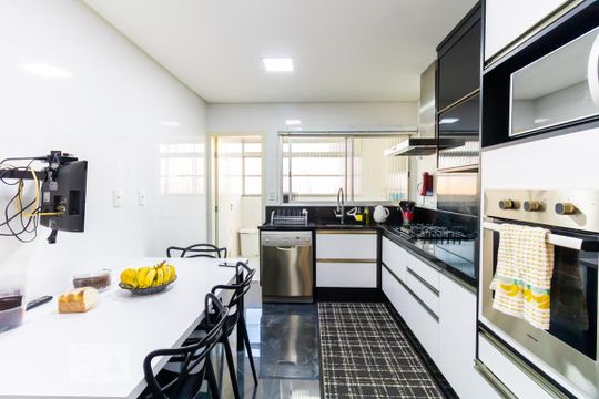 Cozinha de apartamento à venda com 3 quartos, 420m² em Parque Novo Mundo, São Paulo