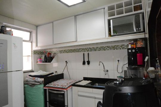Apartamento à venda com 2 quartos, 55m² em Irajá, Rio de Janeiro