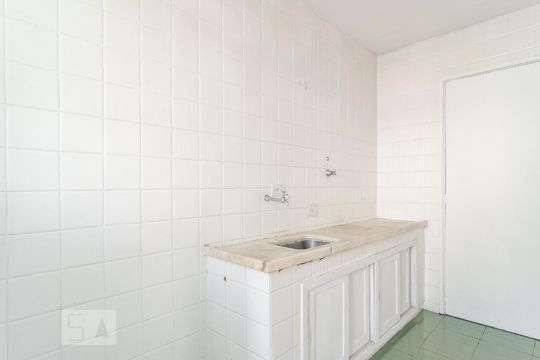 Cozinha de apartamento para alugar com 1 quarto, 50m² em Vila do Bosque, São Paulo