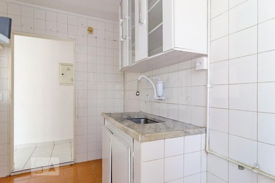 Cozinha de apartamento à venda com 1 quarto, 53m² em Vila Clementino, São Paulo