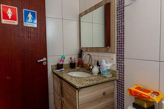 Lavabo de casa à venda com 2 quartos, 66m² em Largo do Barradas, Niterói