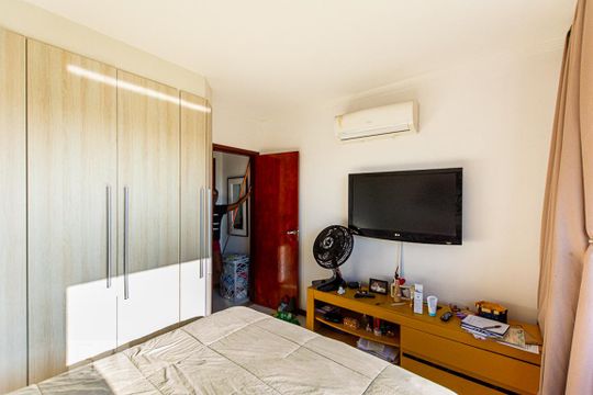 Quarto 1 de casa à venda com 2 quartos, 66m² em Largo do Barradas, Niterói