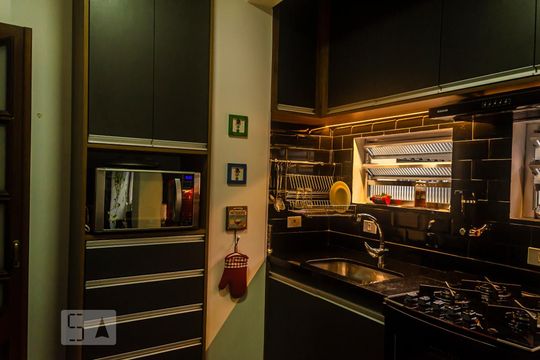 Cozinha de apartamento à venda com 2 quartos, 109m² em Bela Vista, São Paulo