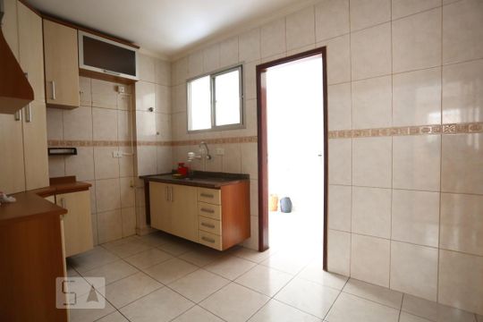 Cozinha de apartamento à venda com 2 quartos, 70m² em Jaguaribe, Osasco