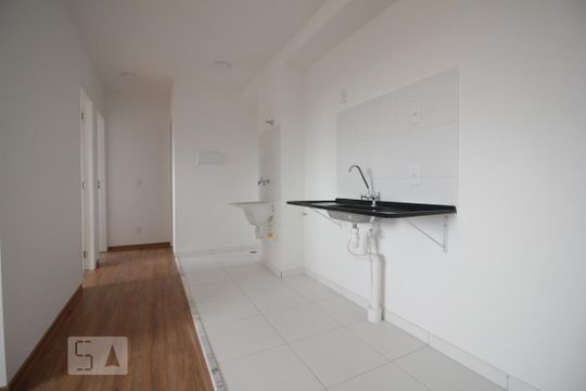 Cozinha e Área de Serviço de apartamento à venda com 2 quartos, 41m² em Paraíso do Morumbi, São Paulo