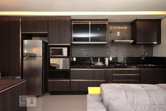 Cozinha de kitnet/studio para alugar com 1 quarto, 65m² em Centro, São Paulo