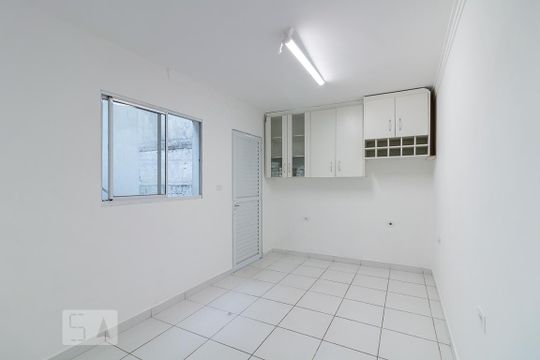 Sala e quarto de casa para alugar com 1 quarto, 30m² em Vila Barros, Guarulhos
