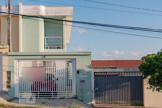 Fachada de casa à venda com 3 quartos, 114m² em Parque Jambeiro, Campinas