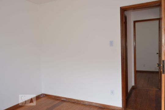 Quarto 1 de apartamento para alugar com 2 quartos, 78m² em Fonseca, Niterói