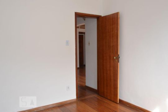 Quarto 1 de apartamento para alugar com 2 quartos, 78m² em Fonseca, Niterói