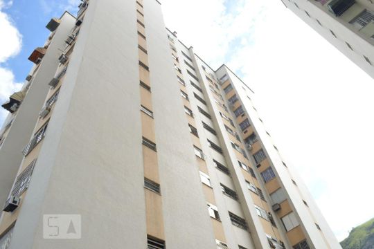 Fachada de apartamento para alugar com 2 quartos, 78m² em Fonseca, Niterói