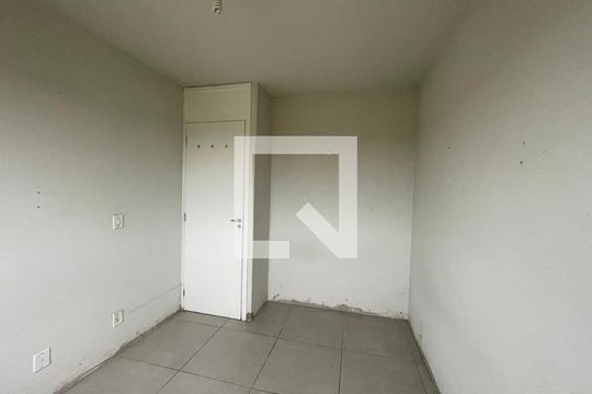 Quarto de apartamento para alugar com 2 quartos, 42m² em São Miguel, São Leopoldo