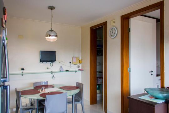 Cozinha de apartamento à venda com 5 quartos, 414m² em Jardim Sílvia, Santo André