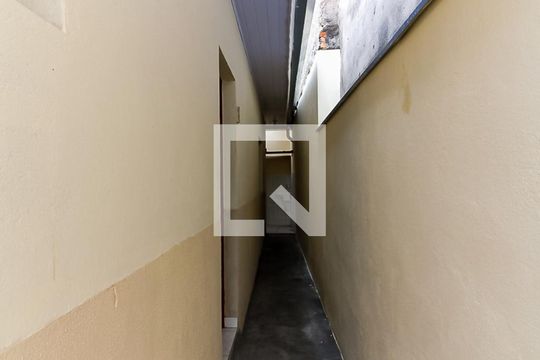 Corredor Lateral de casa para alugar com 2 quartos, 70m² em Imirim, São Paulo