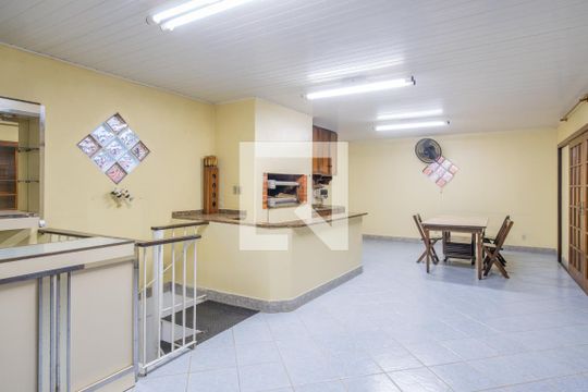 Área comum de casa à venda com 5 quartos, 356m² em Ipanema, Porto Alegre