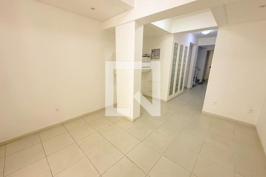 Área comum de apartamento para alugar com 2 quartos, 80m² em Ingleses do Rio Vermelho, Florianópolis