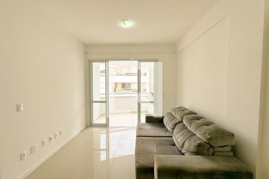 Sala de TV de apartamento para alugar com 2 quartos, 80m² em Ingleses do Rio Vermelho, Florianópolis