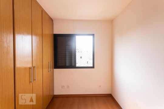 Quarto 1 de apartamento para alugar com 2 quartos, 67m² em Tatuapé, São Paulo