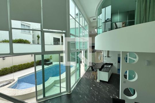 Casa de Condomínio para alugar com 3 quartos, 400m² em Alphaville, Santana de Parnaíba