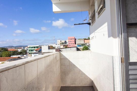 Área de Serviço de apartamento para alugar com 3 quartos, 114m² em Vila Santa Terezinha, Várzea Paulista
