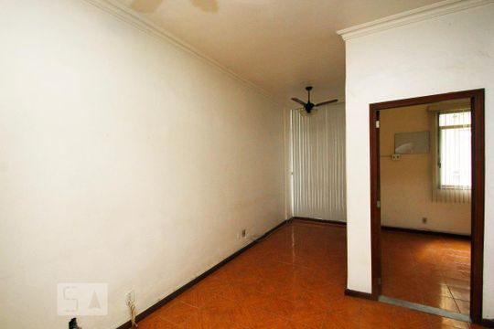 Sala de apartamento à venda com 2 quartos, 65m² em Laranjeiras, Rio de Janeiro