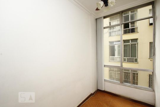 Sala de apartamento à venda com 2 quartos, 65m² em Laranjeiras, Rio de Janeiro