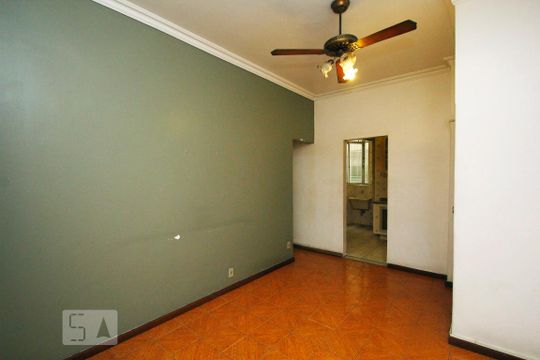 Sala de apartamento à venda com 2 quartos, 65m² em Laranjeiras, Rio de Janeiro