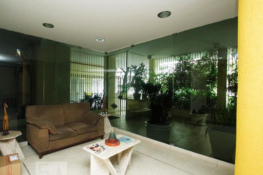 Área comum de apartamento à venda com 2 quartos, 65m² em Laranjeiras, Rio de Janeiro