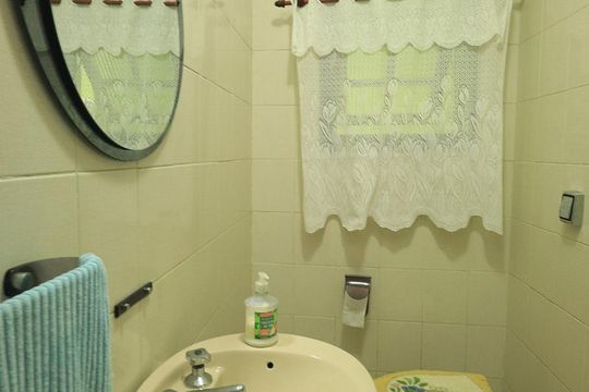 Lavabo de casa à venda com 3 quartos, 177m² em Parque Capuava, Santo André