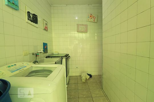 Área de Serviço de casa à venda com 3 quartos, 177m² em Parque Capuava, Santo André
