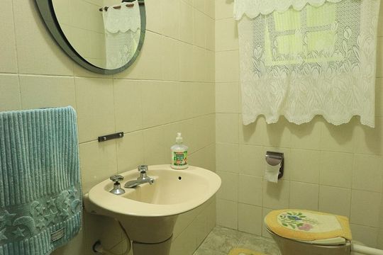 Lavabo de casa à venda com 3 quartos, 177m² em Parque Capuava, Santo André