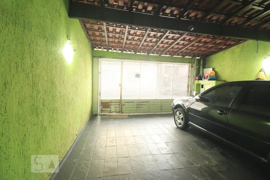 Garagem de casa à venda com 3 quartos, 177m² em Parque Capuava, Santo André
