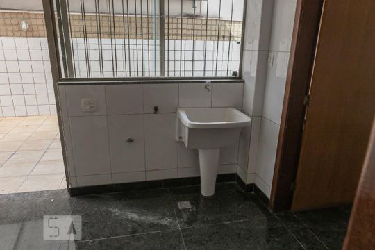 Área de Serviço de apartamento à venda com 4 quartos, 251m² em Jaraguá, Belo Horizonte