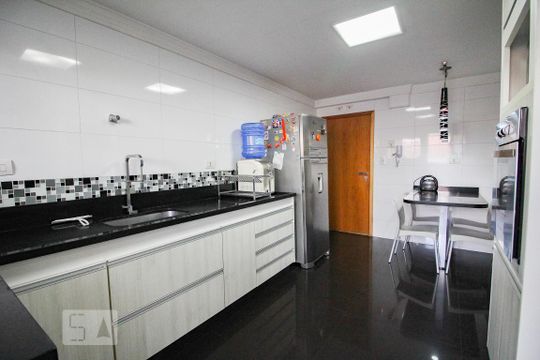 Cozinha de apartamento à venda com 3 quartos, 135m² em Santana, São Paulo