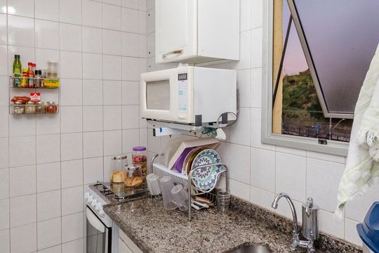 Cozinha de apartamento para alugar com 3 quartos, 67m² em Betânia, Belo Horizonte
