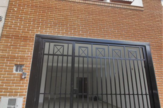 Fachada de casa para alugar com 3 quartos, 185m² em Paraíso do Morumbi, São Paulo