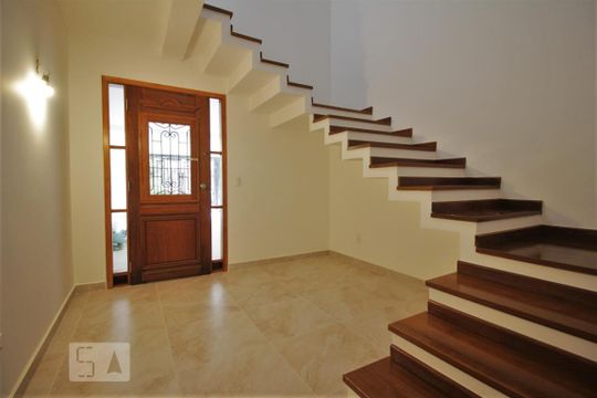 Entrada Sala de casa para alugar com 3 quartos, 185m² em Paraíso do Morumbi, São Paulo