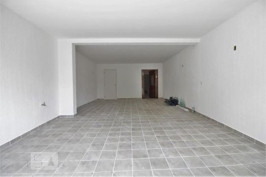 Garagem de casa para alugar com 3 quartos, 185m² em Paraíso do Morumbi, São Paulo