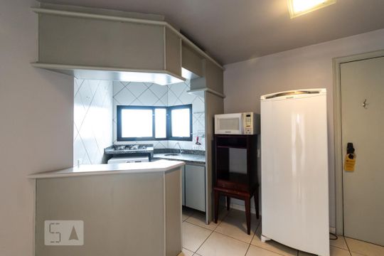 Cozinha de apartamento à venda com 1 quarto, 40m² em Cerqueira César, São Paulo